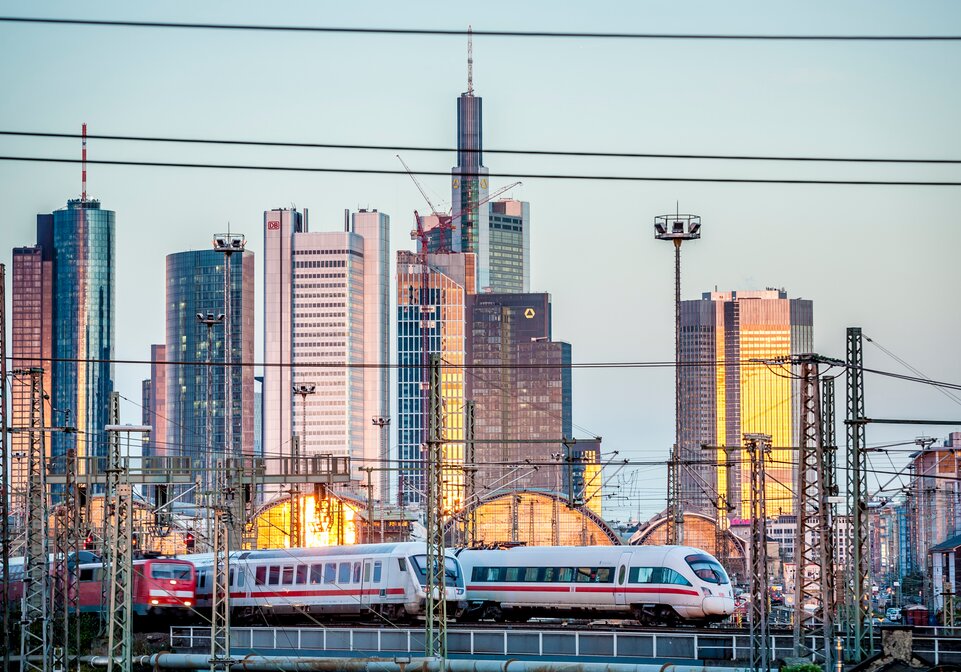 Die Bahn, eines der sichersten Verkehrsmittel der Welt.